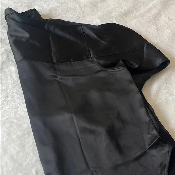 NWT. Women’s Black Satin Oversized Shirt - Picture 5 of 5